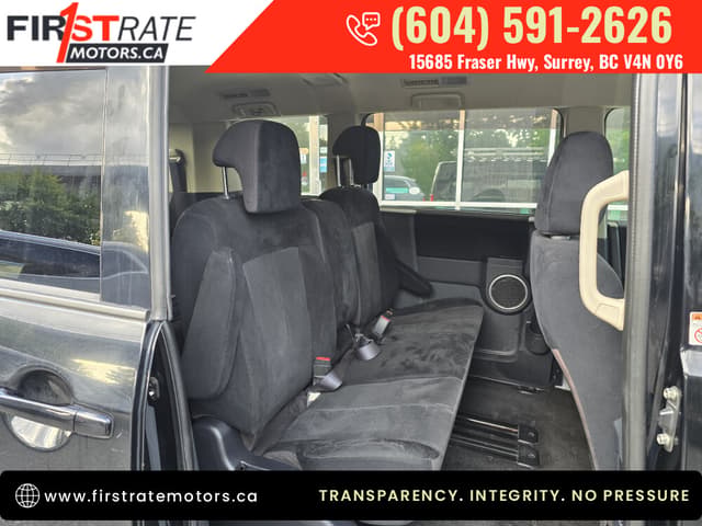 2009 Mitsubishi Delica JDM car for sale — photo 11 of 21