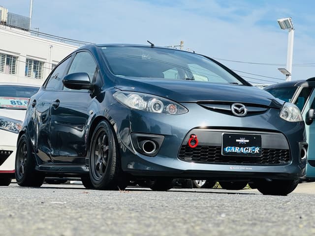 2007 Mazda Demio JDM car for sale — photo 9 of 24
