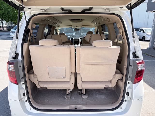 2008 Toyota Alphard JDM car for sale — photo 16 of 18
