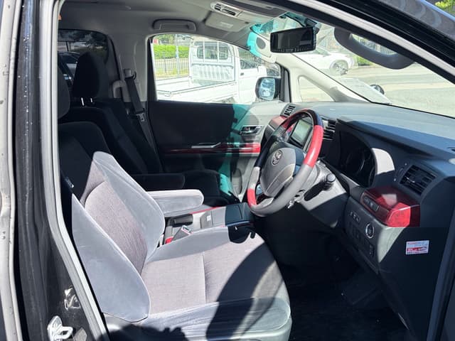 2009 Toyota Vellfire JDM car for sale — photo 15 of 19
