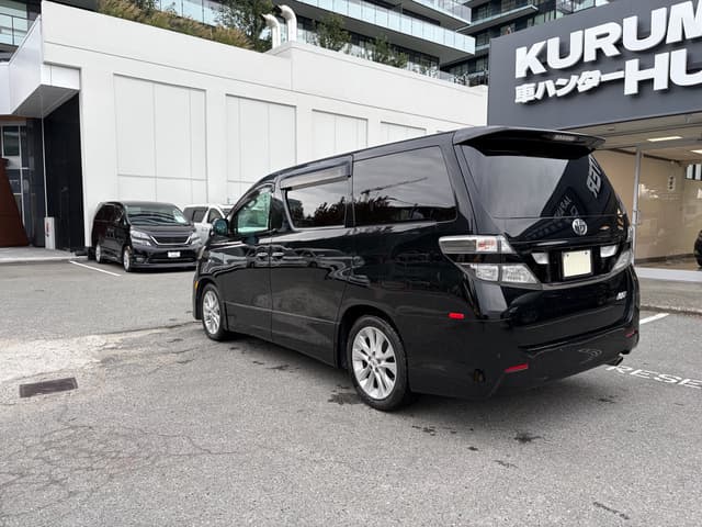 2009 Toyota Vellfire JDM car for sale — photo 6 of 17