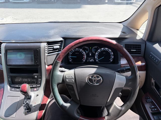 2008 Toyota Alphard JDM car for sale — photo 8 of 18