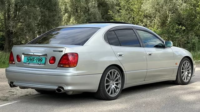 2002 Toyota Aristo JDM car for sale — photo 2 of 25