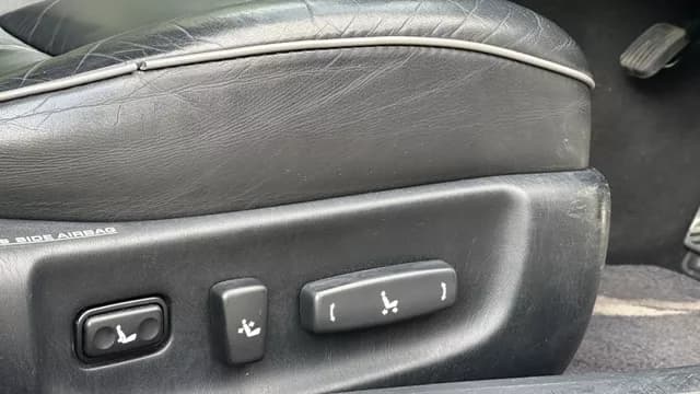 2002 Toyota Aristo JDM car for sale — photo 19 of 25
