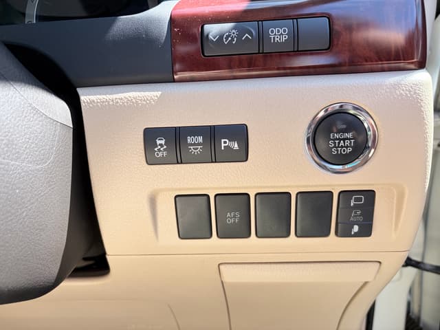 2008 Toyota Alphard JDM car for sale — photo 10 of 18
