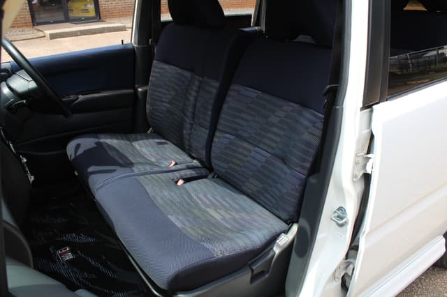 2001 Daihatsu Move JDM car for sale — photo 22 of 25
