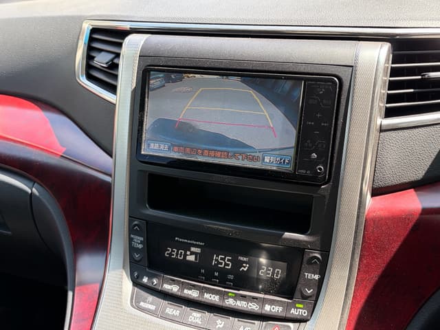 2009 Toyota Vellfire JDM car for sale — photo 9 of 13