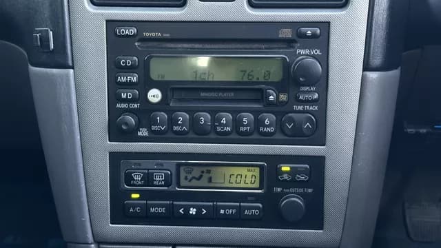 2001 Toyota Caldina JDM car for sale — photo 17 of 25