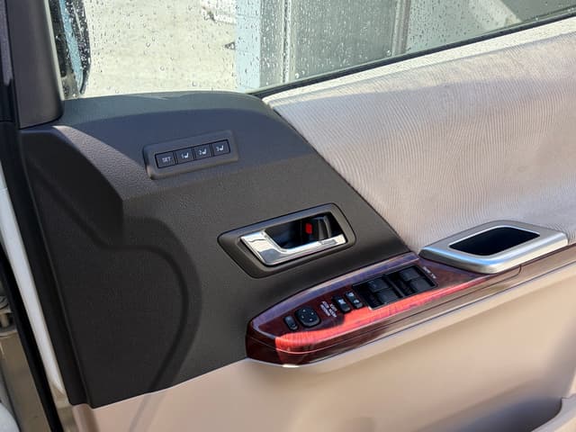 2008 Toyota Alphard JDM car for sale — photo 11 of 15