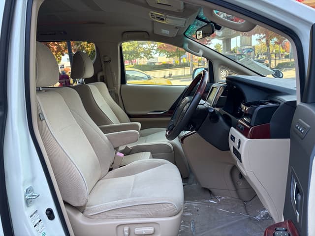 2008 Toyota Alphard JDM car for sale — photo 15 of 18
