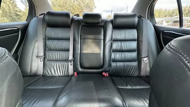 2002 Toyota Aristo JDM car for sale — photo 8 of 25