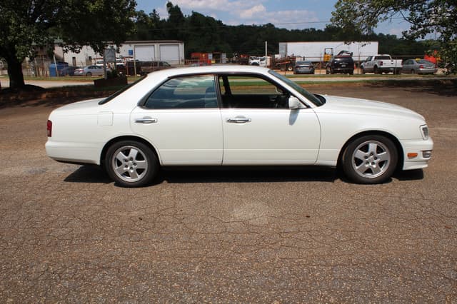 1997 Nissan Cedric JDM car for sale — photo 2 of 25