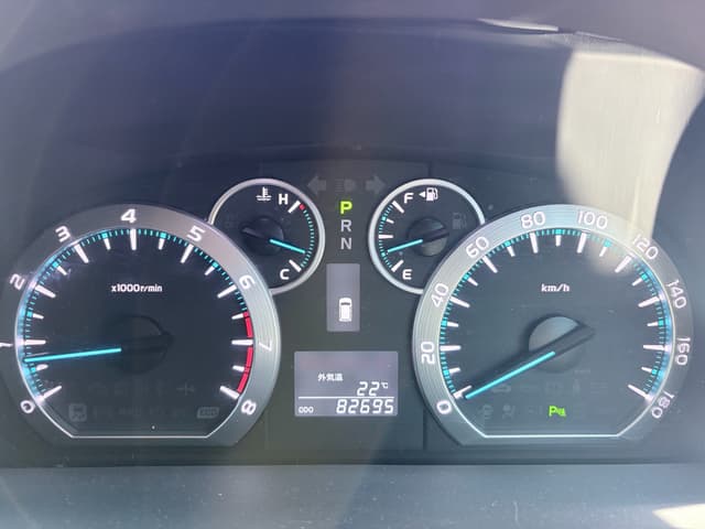 2009 Toyota Vellfire JDM car for sale — photo 10 of 19