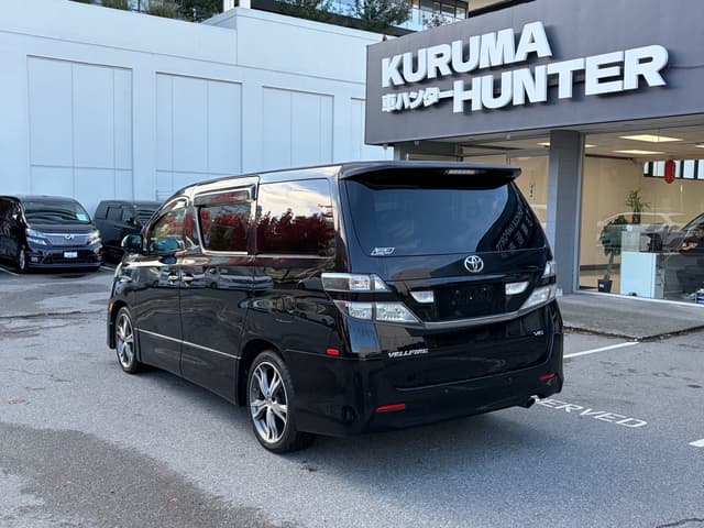 2008 Toyota Vellfire JDM car for sale — photo 3 of 18