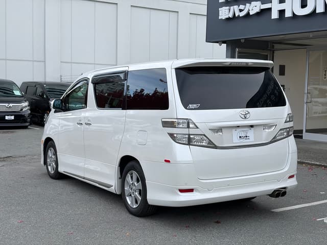 2010 Toyota Vellfire JDM car for sale — photo 4 of 25