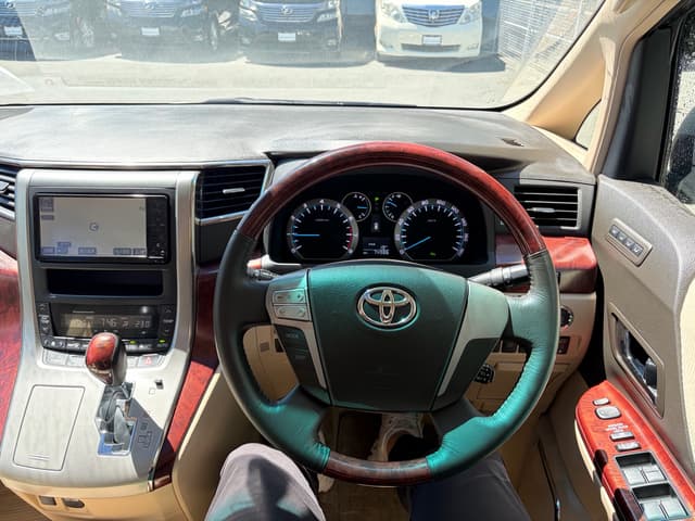 2008 Toyota Alphard JDM car for sale — photo 6 of 15