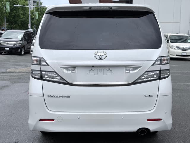 2009 Toyota Vellfire JDM car for sale — photo 6 of 17