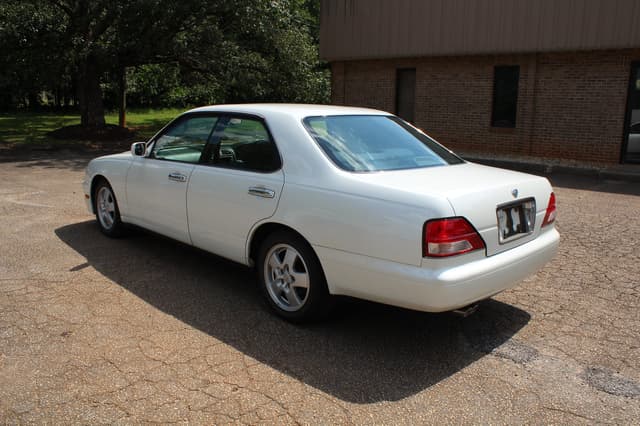1997 Nissan Cedric JDM car for sale — photo 5 of 25