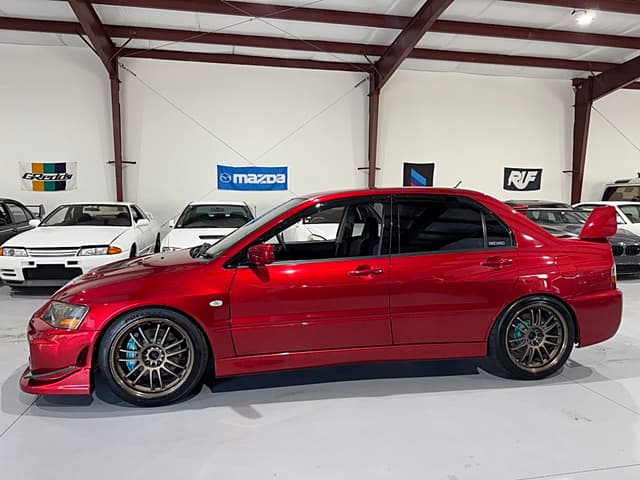 2001 Mitsubishi Lancer Evolution JDM car for sale — photo 2 of 25