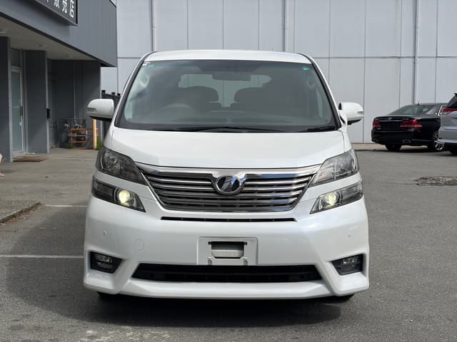 2009 Toyota Vellfire JDM car for sale — photo 2 of 15