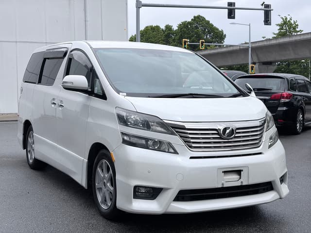 2009 Toyota Vellfire JDM car for sale — photo 3 of 17