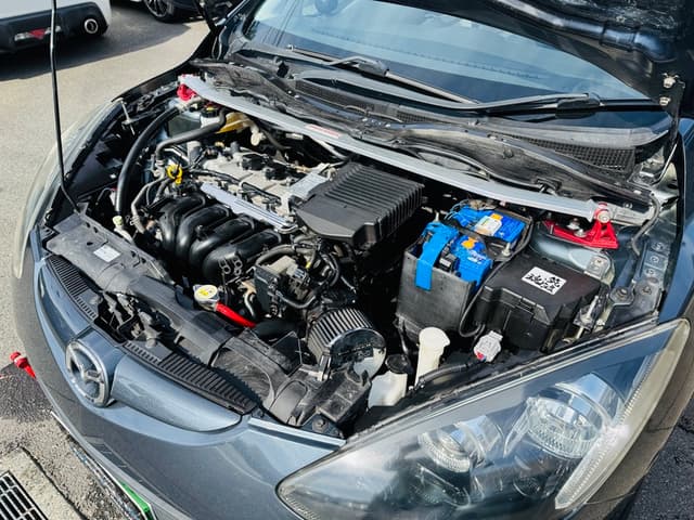 2007 Mazda Demio JDM car for sale — photo 19 of 24