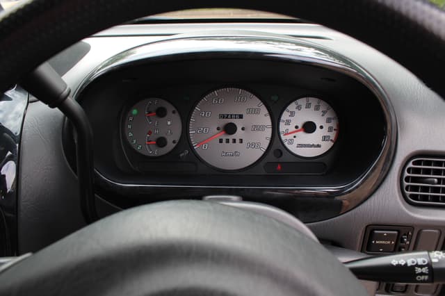 2001 Daihatsu Move JDM car for sale — photo 16 of 25
