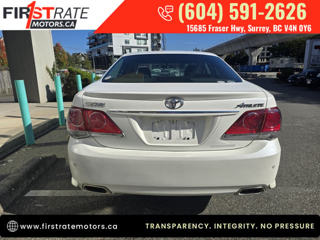 2011 Toyota Crown JDM car for sale — photo 7 of 19