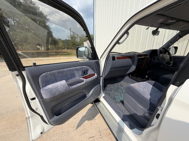 2000 Toyota Land Cruiser Prado JDM car for sale — photo 9 of 24