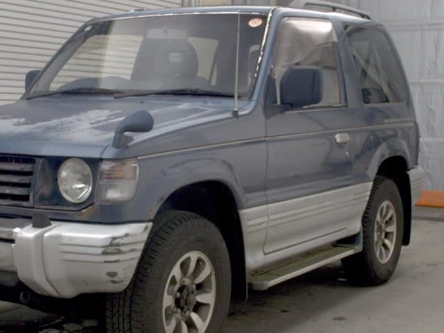 1993 Mitsubishi Pajero JDM car for sale — photo 2 of 9