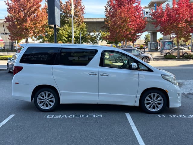 2008 Toyota Alphard JDM car for sale — photo 6 of 18