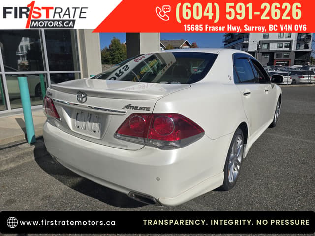 2011 Toyota Crown JDM car for sale — photo 8 of 19