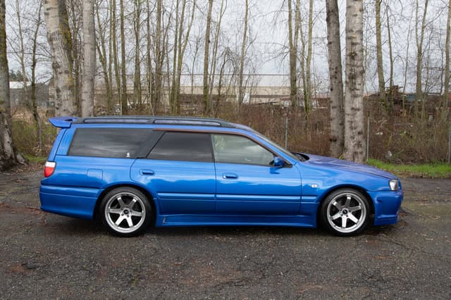 1996 Nissan Stagea JDM car for sale — photo 4 of 10