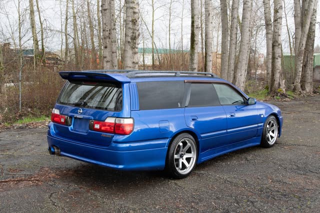 1996 Nissan Stagea JDM car for sale — photo 7 of 10