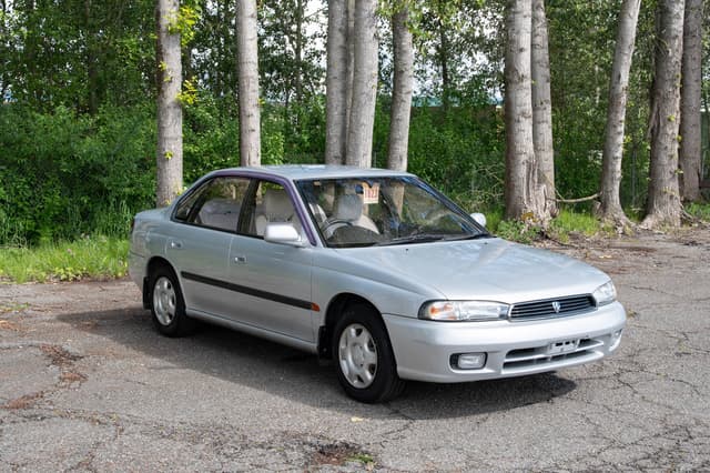 1996 Subaru Legacy JDM car for sale — photo 3 of 10