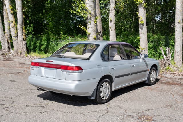 1996 Subaru Legacy JDM car for sale — photo 6 of 10
