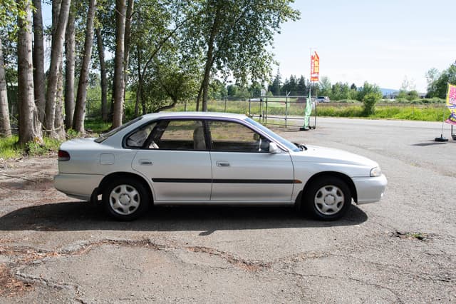 1996 Subaru Legacy JDM car for sale — photo 7 of 10