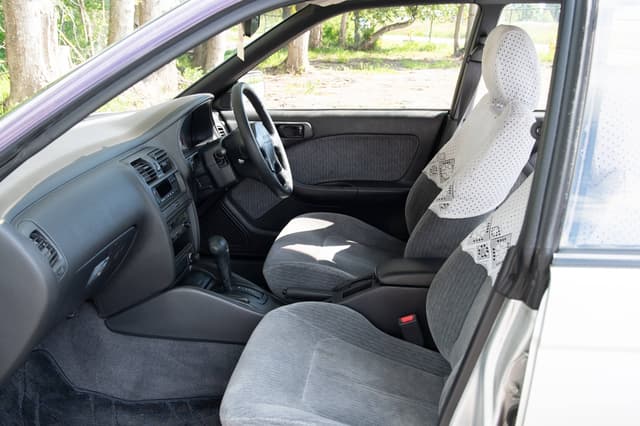 1996 Subaru Legacy JDM car for sale — photo 9 of 10