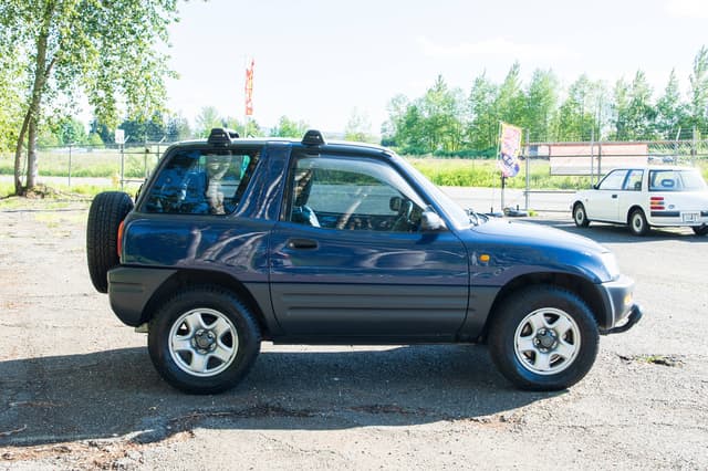 1996 Toyota RAV4 JDM car for sale — photo 8 of 10