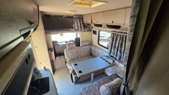 1997 Isuzu Elf JDM car for sale — photo 9 of 10