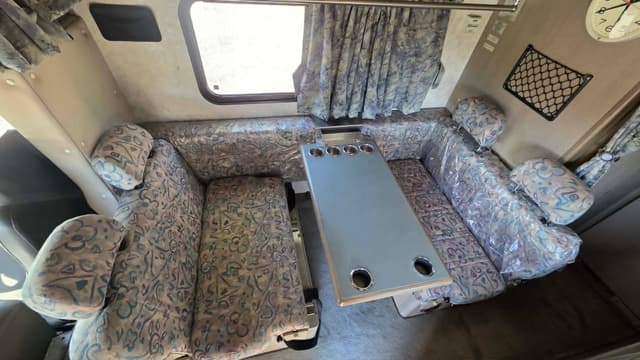 1997 Isuzu Elf JDM car for sale — photo 10 of 10