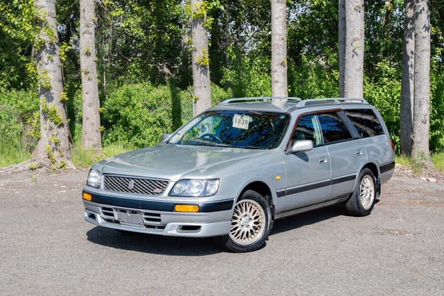 1997 Nissan Stagea JDM car for sale in USA