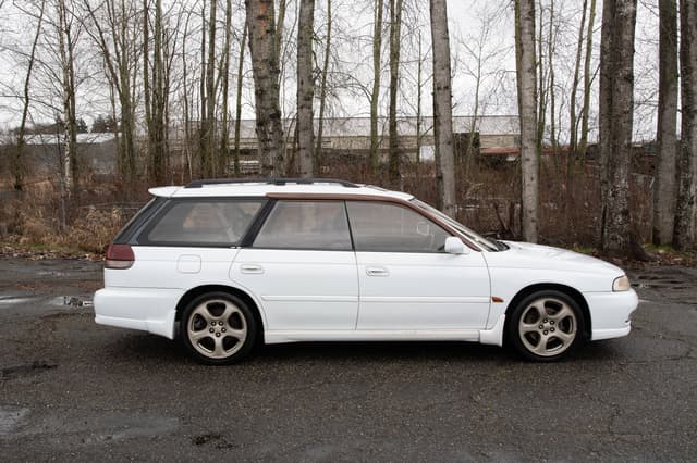 1997 Subaru Legacy JDM car for sale — photo 7 of 10