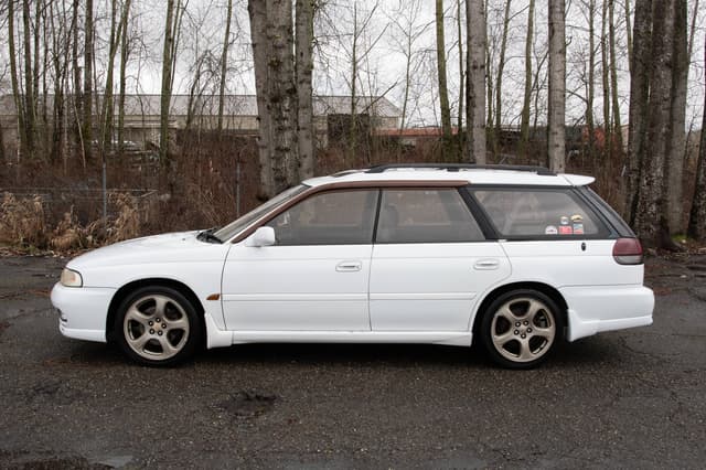 1997 Subaru Legacy JDM car for sale — photo 8 of 10