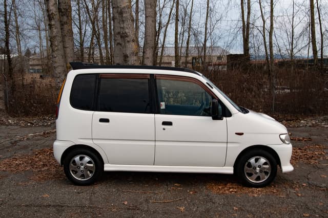 1998 Daihatsu Move JDM car for sale — photo 7 of 10