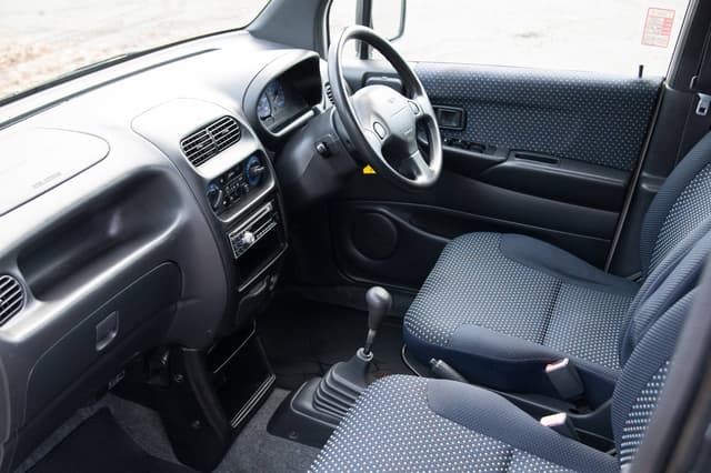 1998 Daihatsu Move JDM car for sale — photo 9 of 10