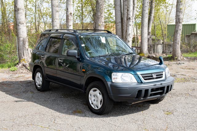 1998 Honda CR-V JDM car for sale — photo 3 of 10