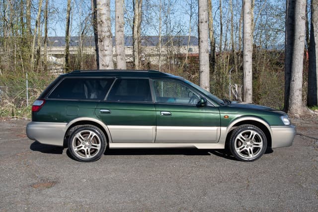 1998 Subaru Legacy JDM car for sale — photo 7 of 10