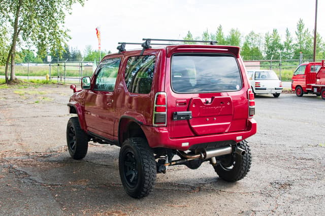 1998 Suzuki Jimny JDM car for sale — photo 3 of 10