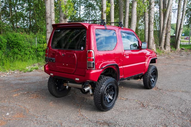 1998 Suzuki Jimny JDM car for sale — photo 5 of 10